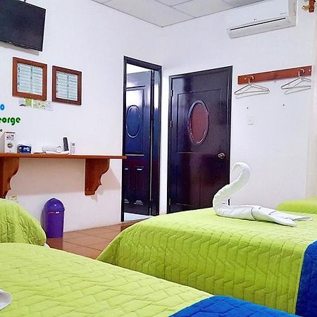 Hostal La Mirada Del Solitario George Puerto Ayora  Eksteriør billede