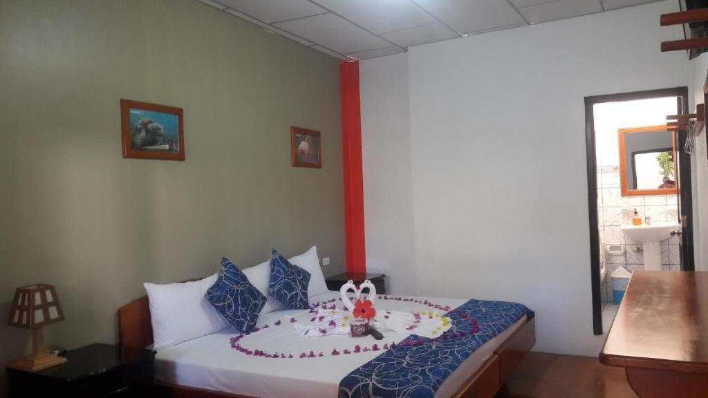Hostal La Mirada Del Solitario George Puerto Ayora  Eksteriør billede