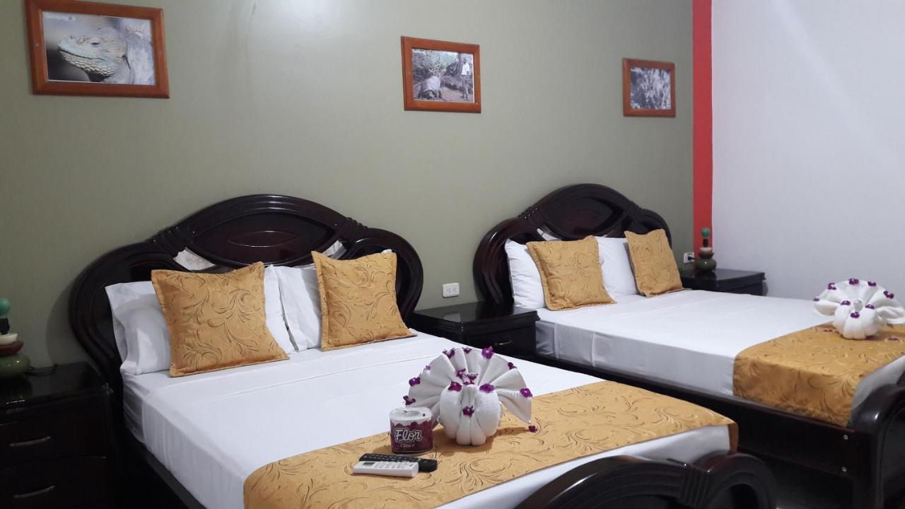 Hostal La Mirada Del Solitario George Puerto Ayora  Eksteriør billede